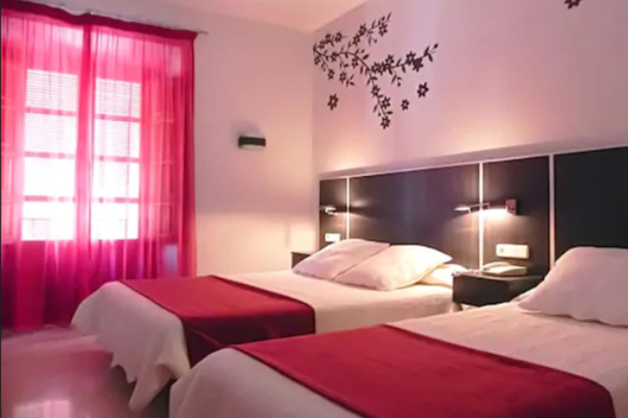 Nieves Hotel